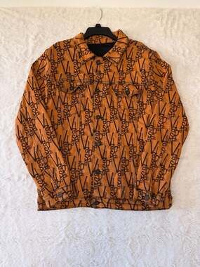 VALABASAS Tan Black Monogram Lined Denim Trucker Jacket Size L